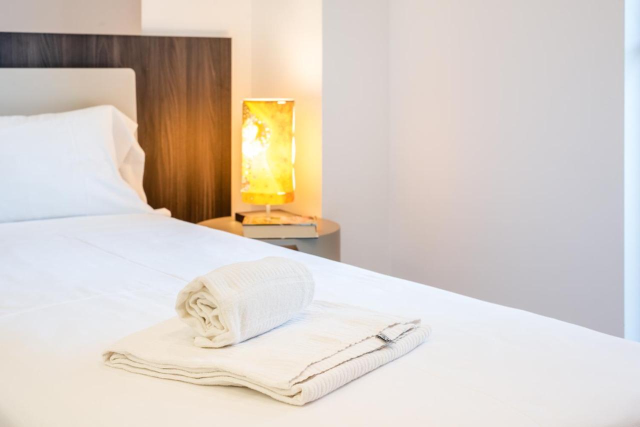 Central & Elegant Room Near The Station باري المظهر الخارجي الصورة